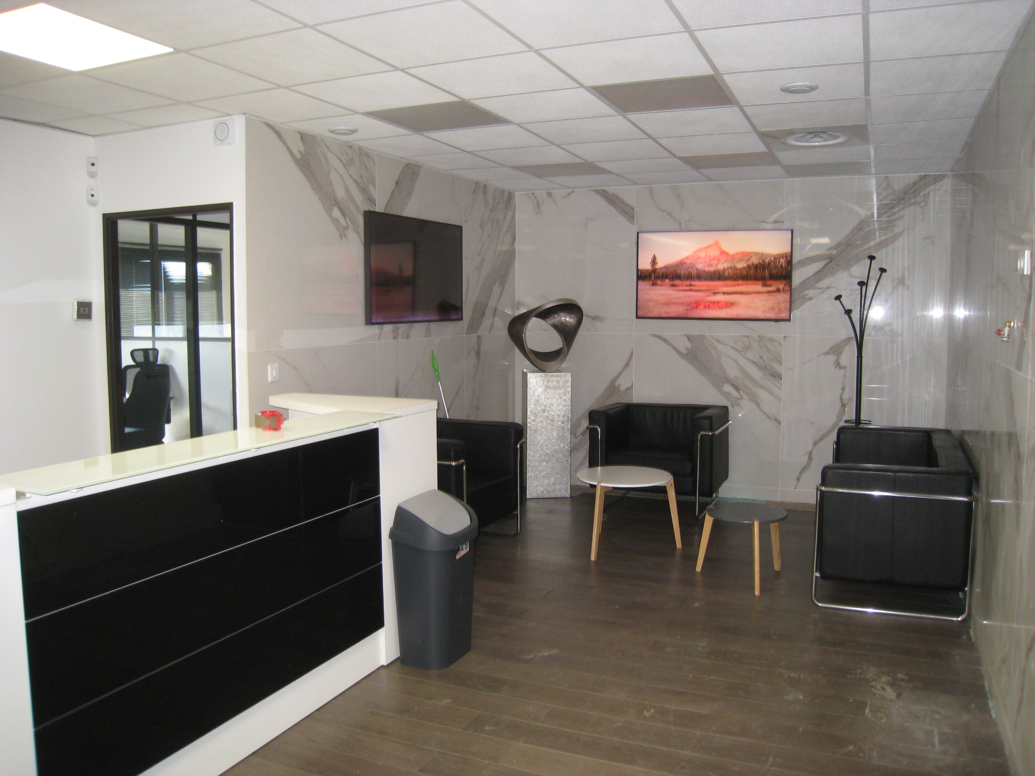 Location bureaux environ 200m² - LA CIOTAT 13600