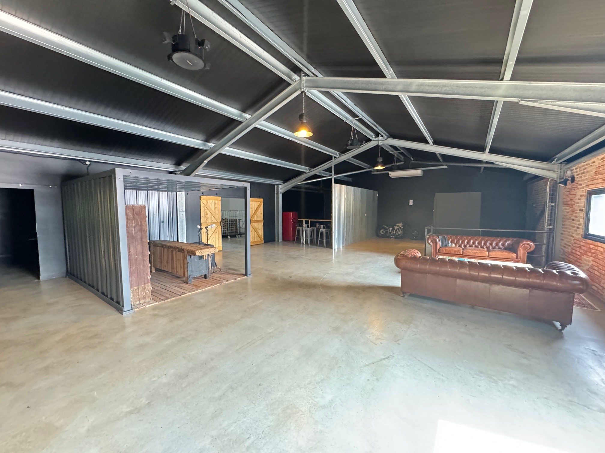 Location bureaux neufs 400m² - GEMENOS - 13420